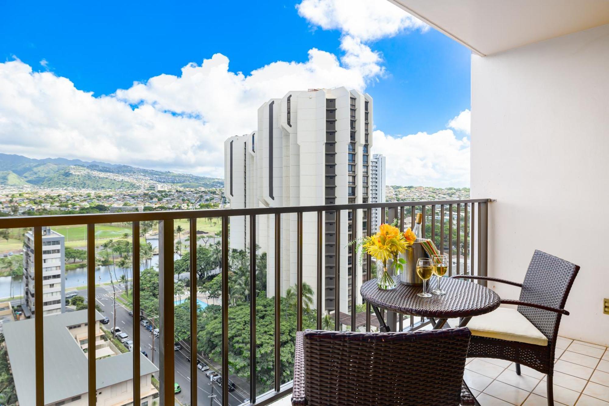 הונולולו Mountain View Getaway, Free Parking And Beach Steps Away מראה חיצוני תמונה